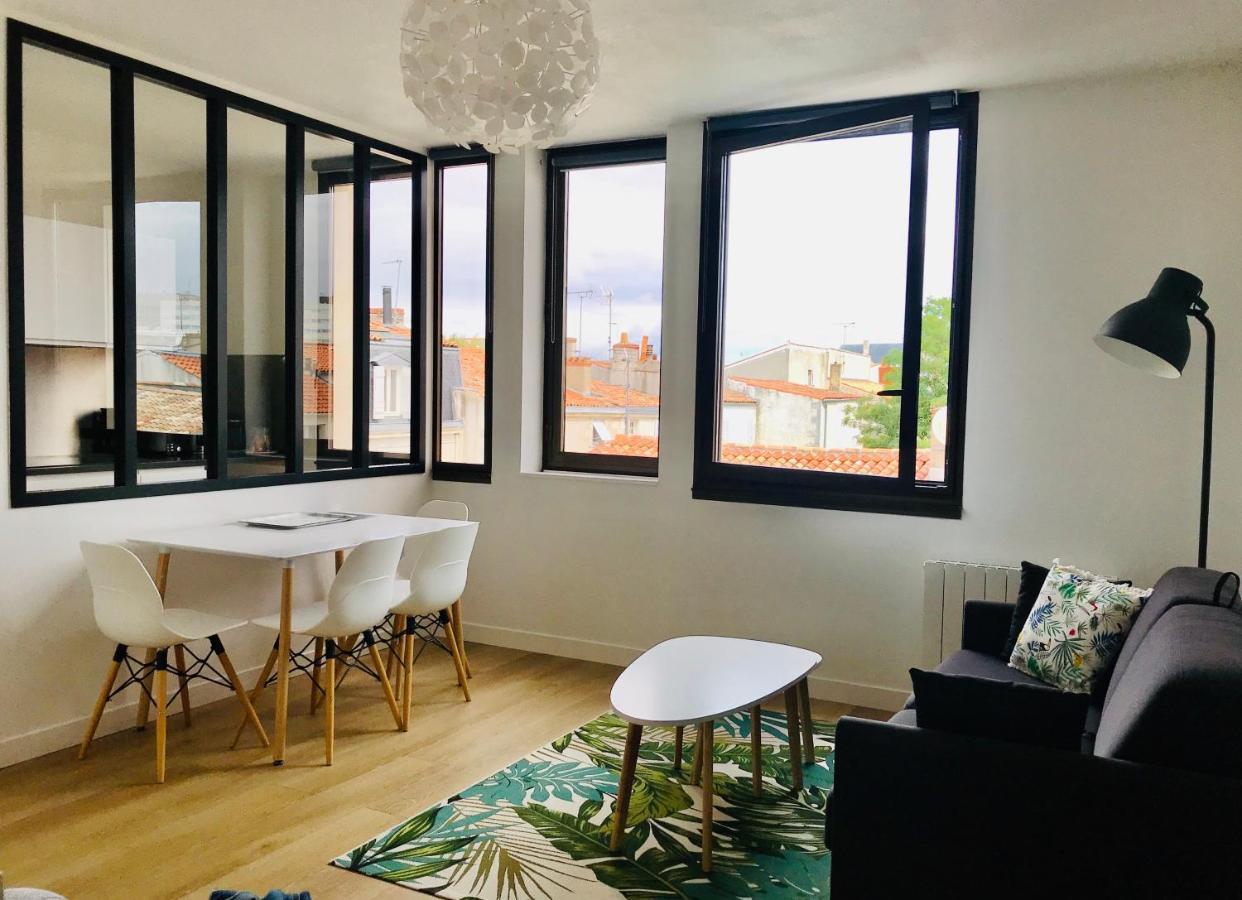 לה רושל Appartement Saint-Nicolas מראה חיצוני תמונה